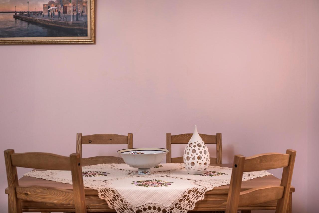 Palazzo Di Irene Apartmán *